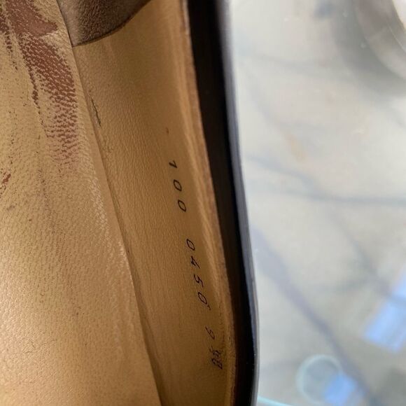 GUCCI Black Leather Loafer - Picture 10 of 10